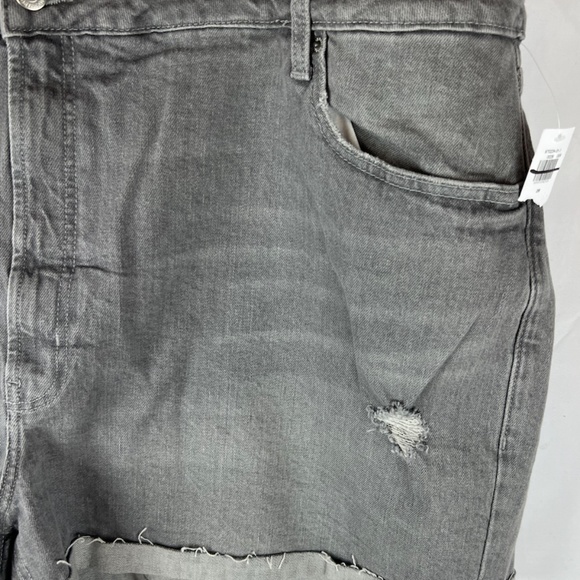 NWT: old navy High-Waisted O.G. Gray Cut-Off Jean Shorts (28) $40 - Picture 6 of 15